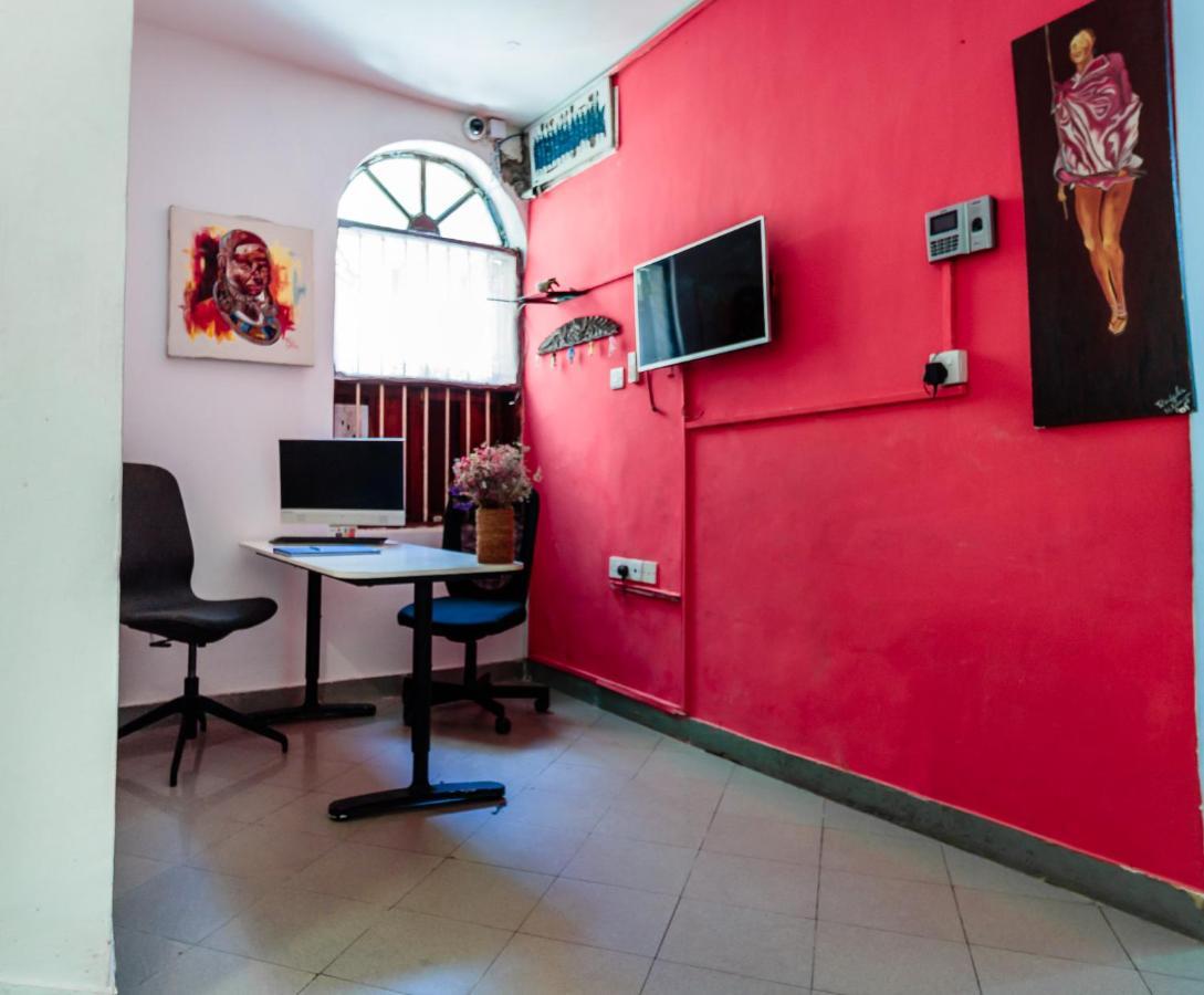 Bed and Breakfast Kelele Square Zanzibar Esterno foto