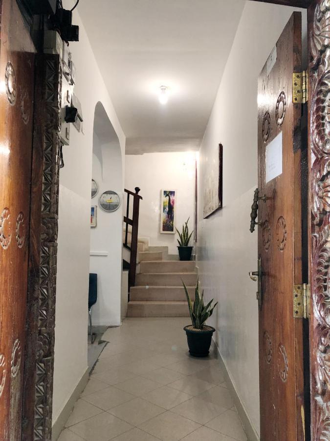 Bed and Breakfast Kelele Square Zanzibar Esterno foto