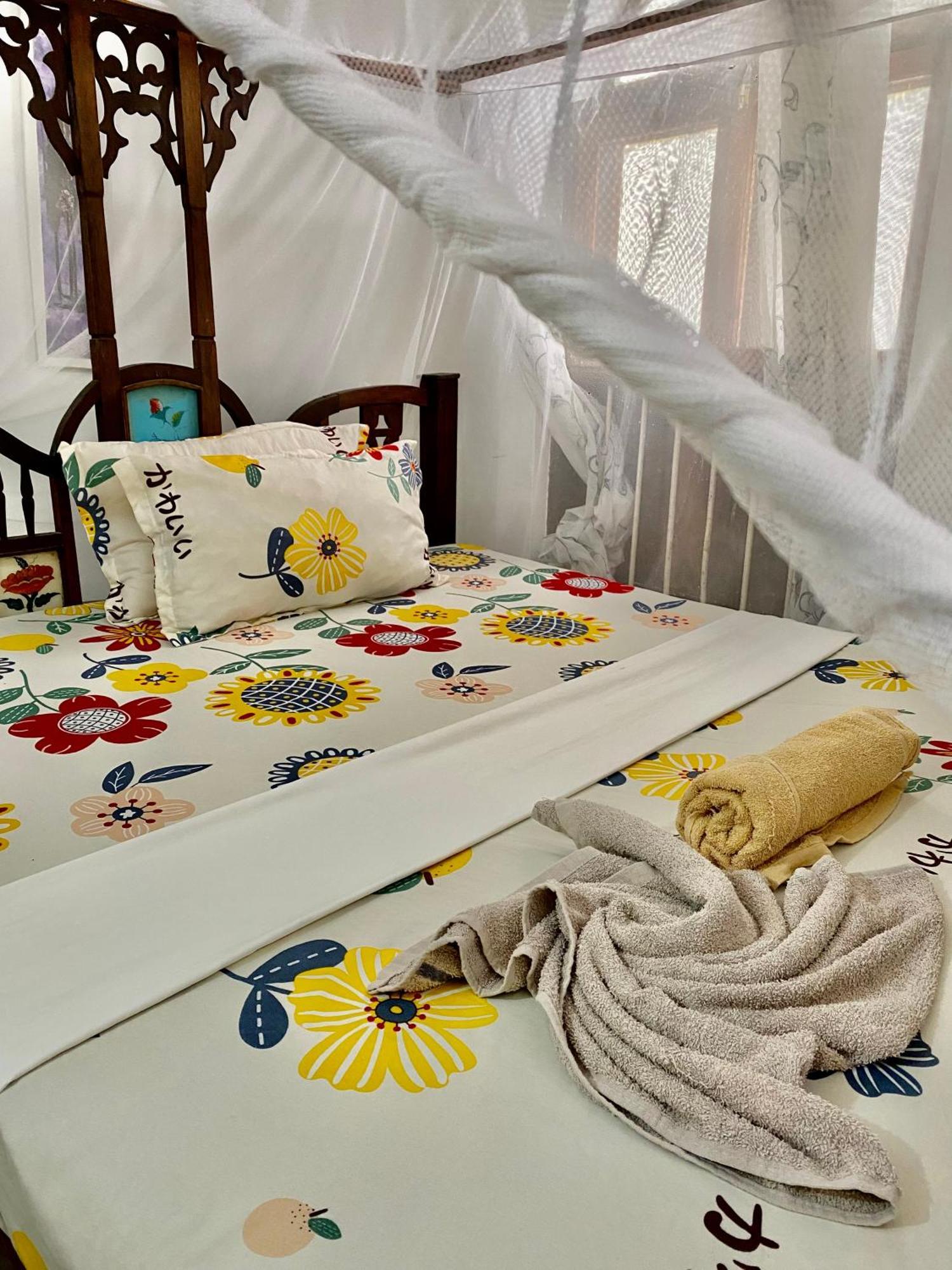 Bed and Breakfast Kelele Square Zanzibar Esterno foto